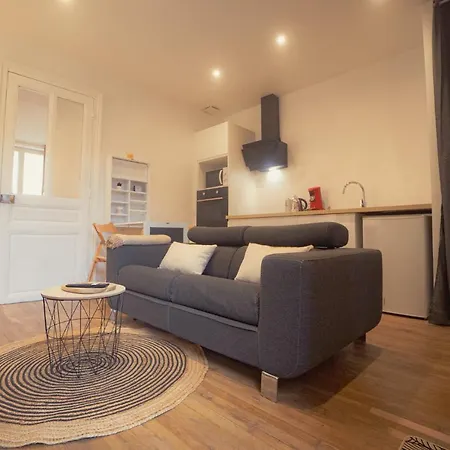 Cozy Avec Stationnement Gratuit Saint-Andre-les-Vergers